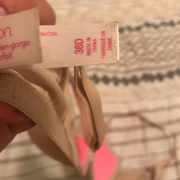 Xhilaration Bra - Picture 4 of 4